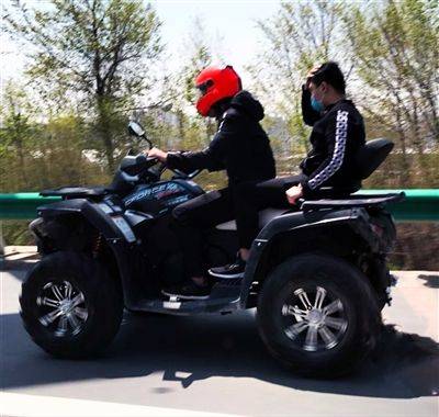 好点的摩托车能骑多少公里 f09aea6b01524f8ab7637015271cba20.jpeg