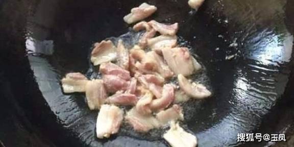 香菜|年夜饭教你一道硬菜，记住这几个步骤，学会了过年可以露一手