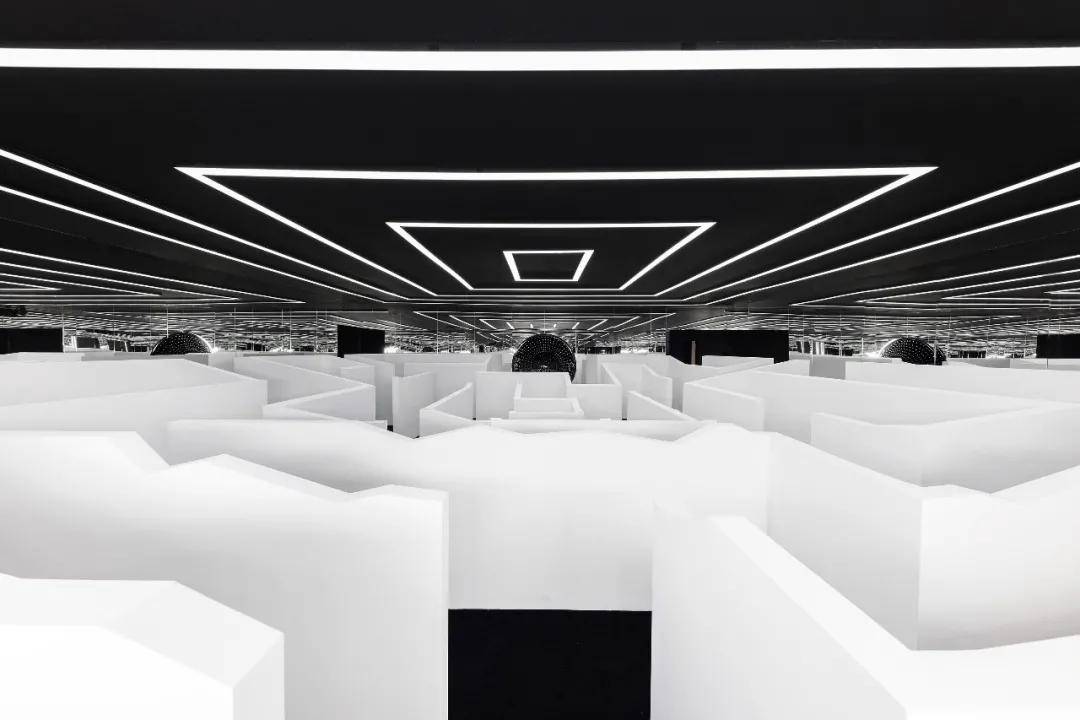 RR · TRENDS | ˫����ײ ��������