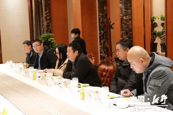 新野县组织举办第二期政企"畅聊早餐会"_企业_发展_赵红亮