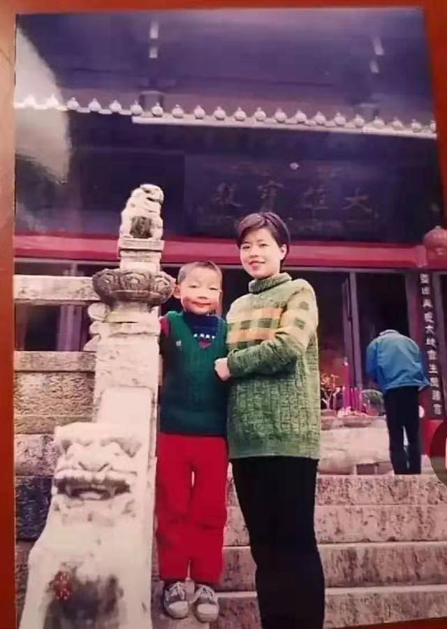 原创许敏哥哥姚策得病时熊磊多次存钱取钱但她犯了致命的错误