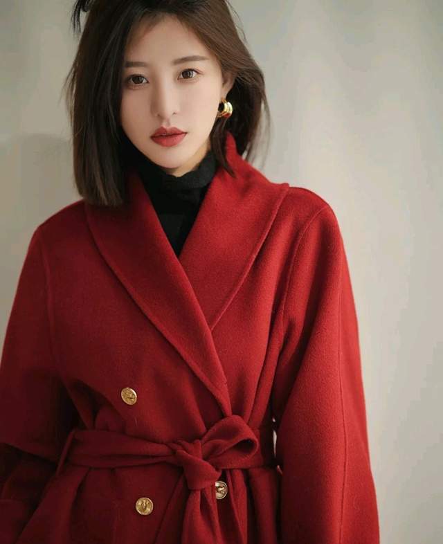 下装 拒绝臃肿！可以试试大衣穿搭，穿对了大衣看上去就像瘦了10斤