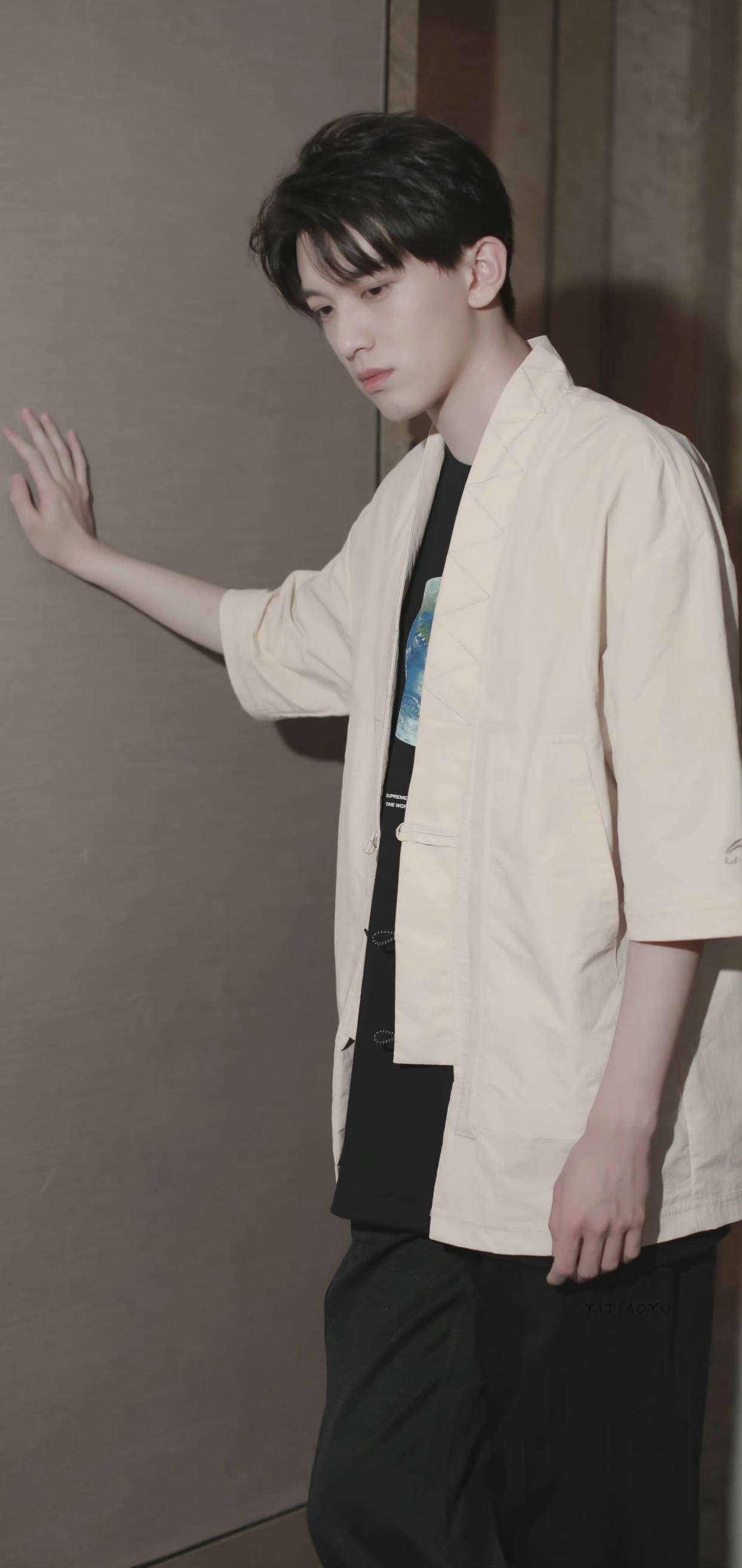 兄弟|小说《某某》即将影视化？网友愤怒：这能拍？