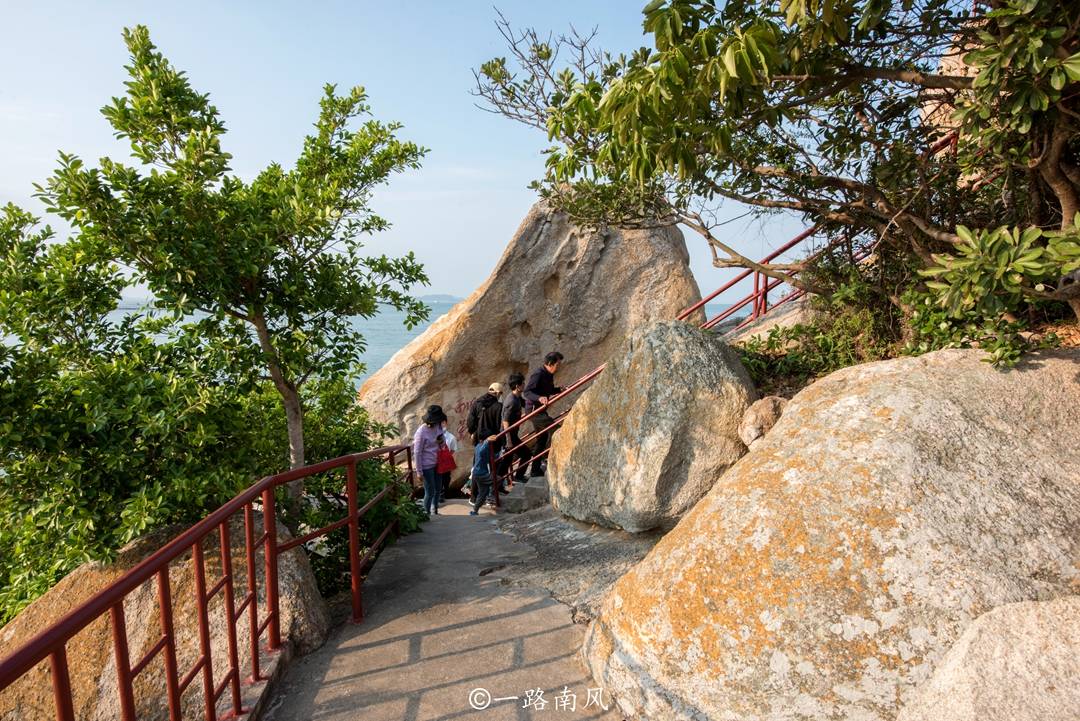 四大|华南唯一的海岛县，仅为广东第四大岛，曾经由广东福建分治