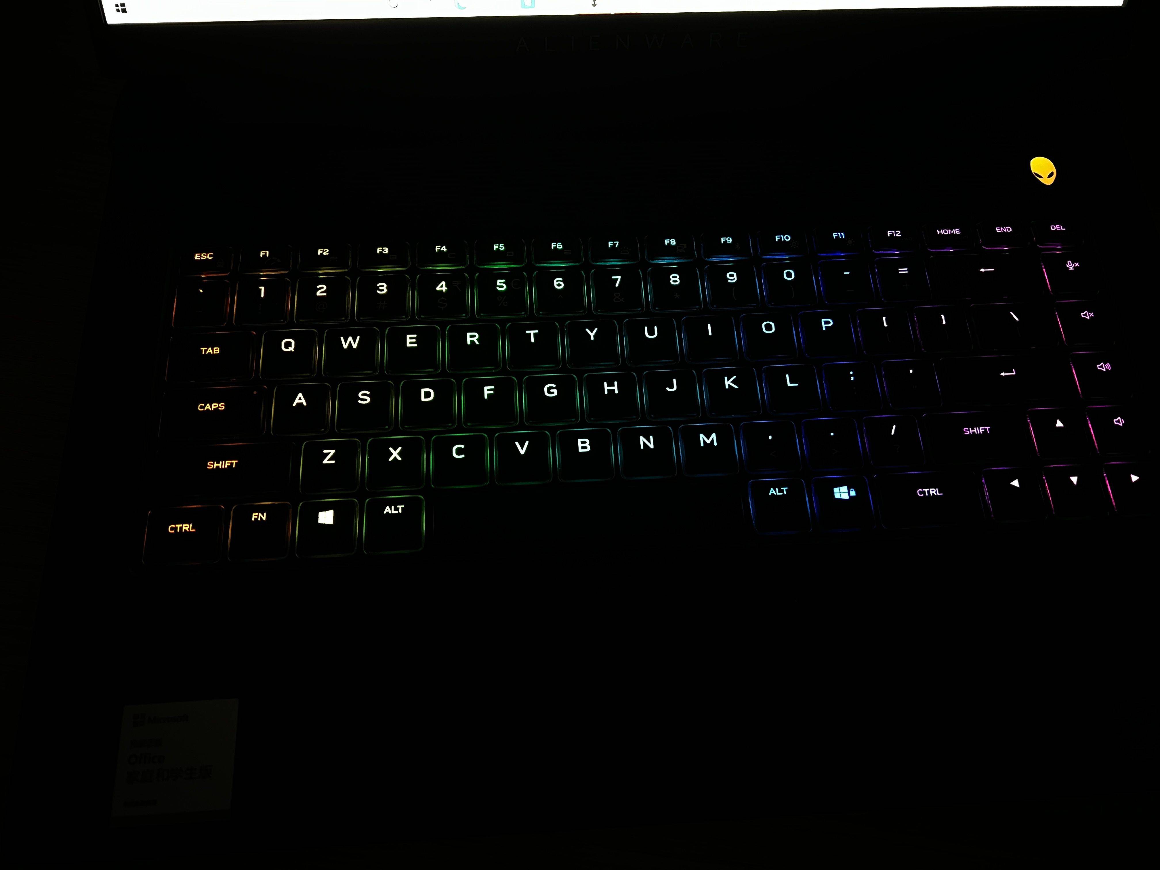 游戏本的天花板，外星人 Alienware m15 R6到底怎么选？