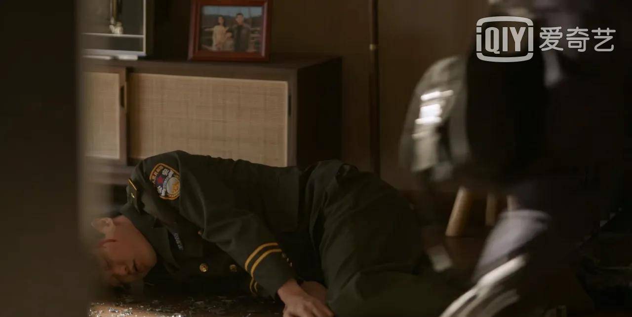 夏木|《谁是凶手》：赵丽颖饰演的“沈雨”，是不是反派？看这几处细节