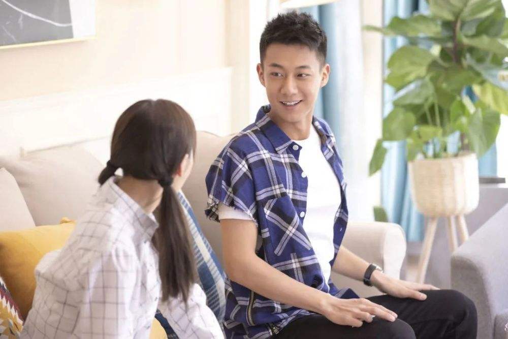 官宣|与龚俊首度合作，官宣海报期待值拉满，网友直言要看吻戏