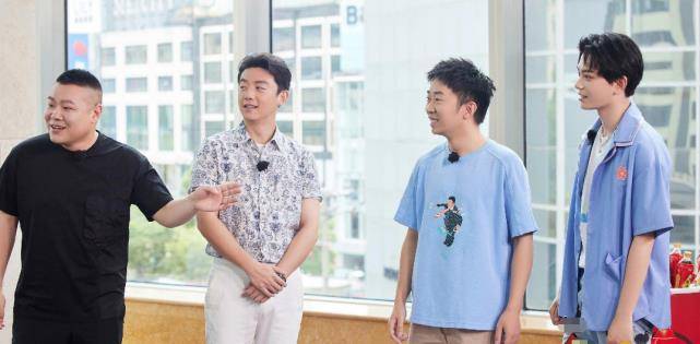 合体|《吃货团2》即将来袭，3人回归2人缺席，黄磊张艺兴师徒再合体