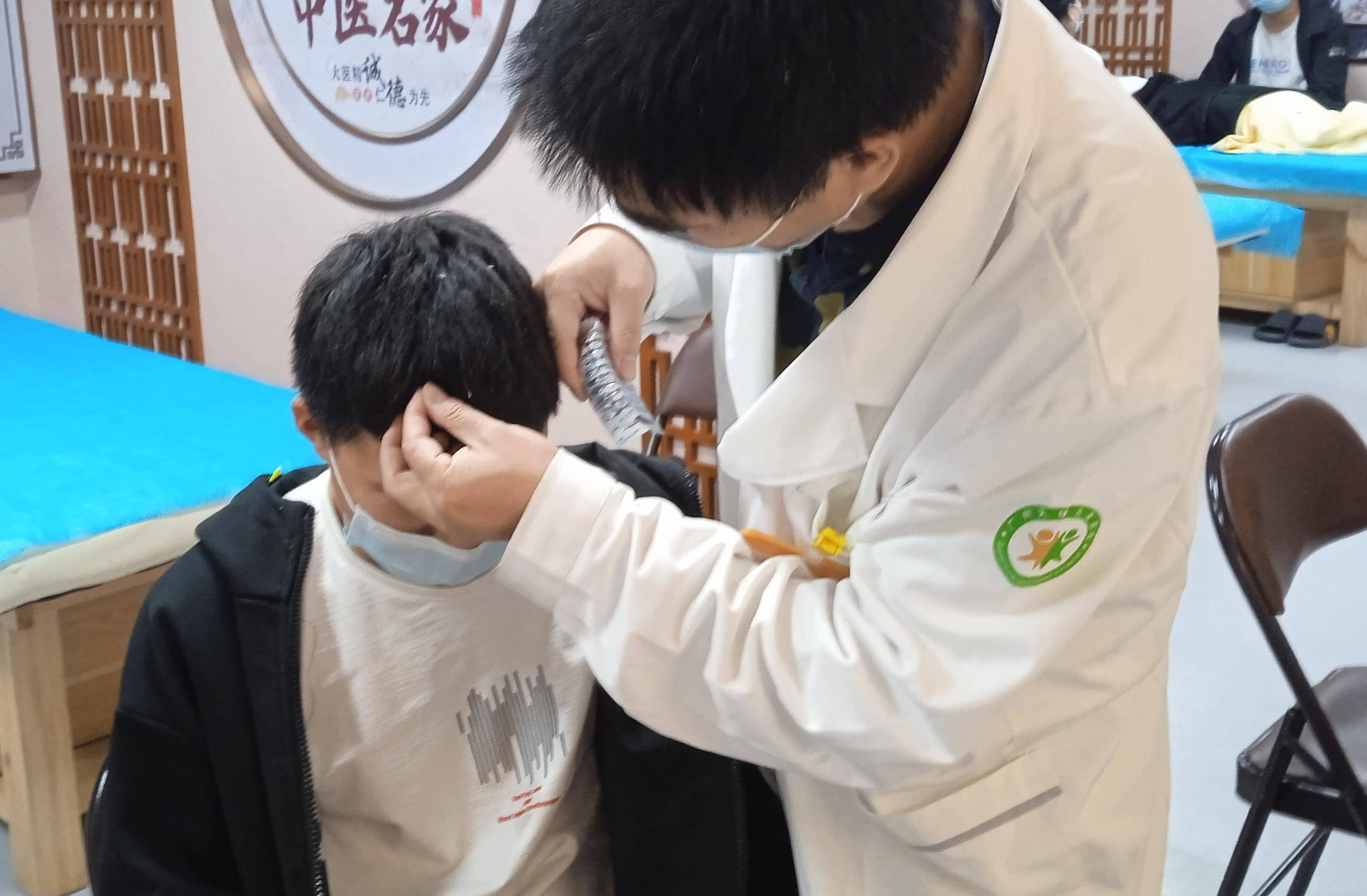 天使科普:失神发呆,喃喃自语?切勿忽视癫痫小发作!_症状_患者_治疗