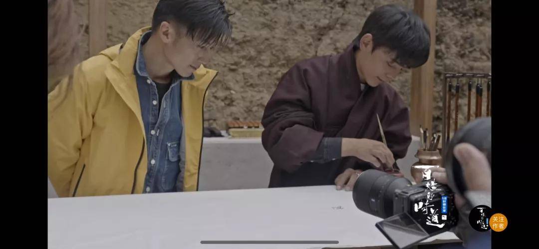 喜剧|《我们的滚烫人生》《冠军对冠军》开播；《一年一度喜剧大赛》开启新赛段