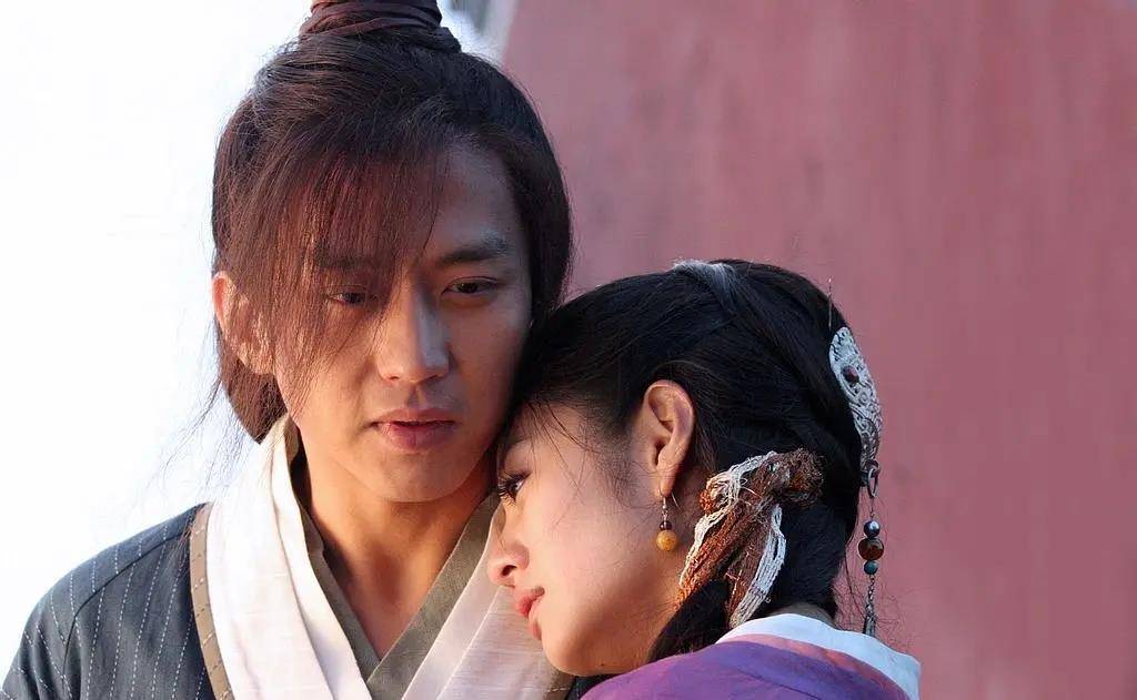 吴熙儿|最帅“张无忌”女儿近照曝光，长大得她亭亭玉立，比妈妈还漂亮