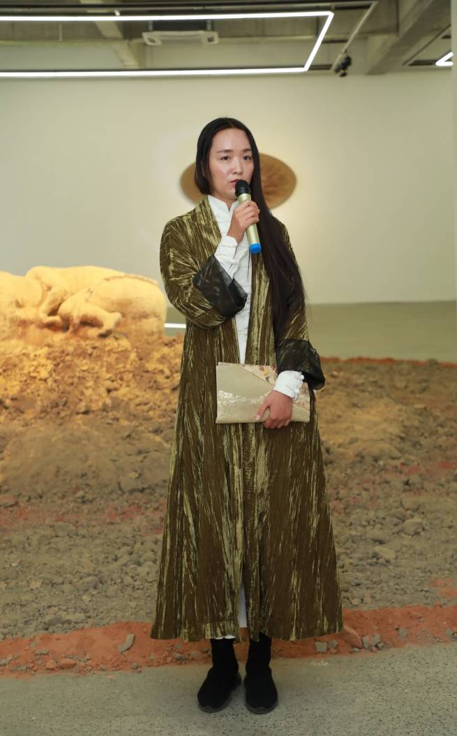生态纪宋陈土壤生态艺术展暨环境科学与生态艺术论坛在上海开幕