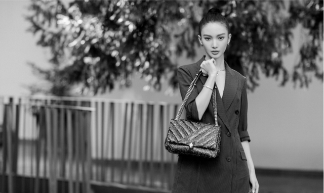 设计 金晨好飒一女的！身穿条纹西装知性干练，利落帅气又有女人味