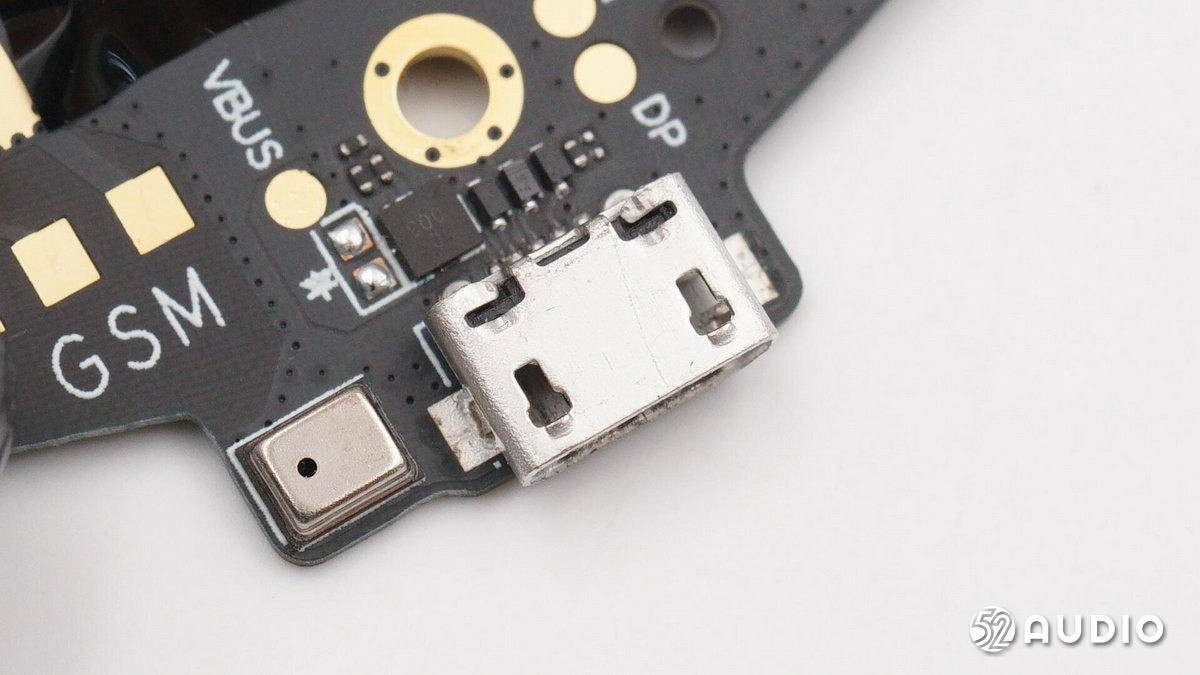 高通定制芯片，支持sim卡使用，科大讯飞翻译机1.0拆解报告