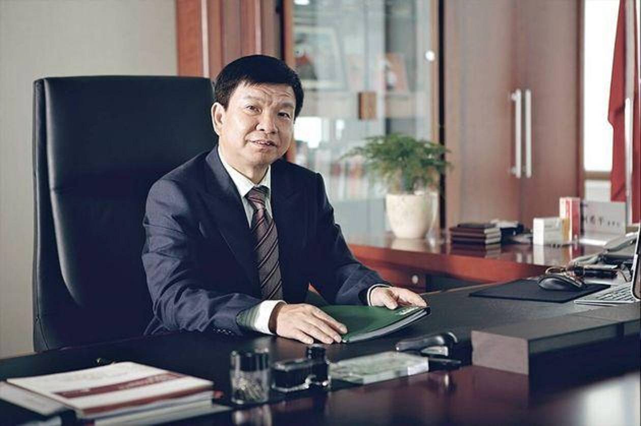 齐名中国巴菲特陈发树坐拥百亿帝国频频问鼎厦门首富