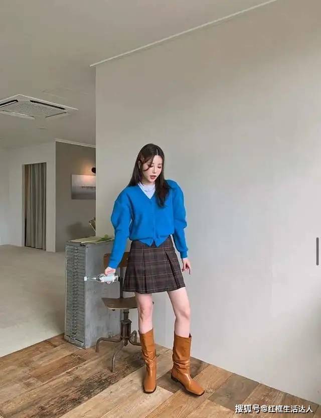 档次 秋冬常见的3套“死亡搭配”，土气还掉档次，中年妈妈们尤其爱穿