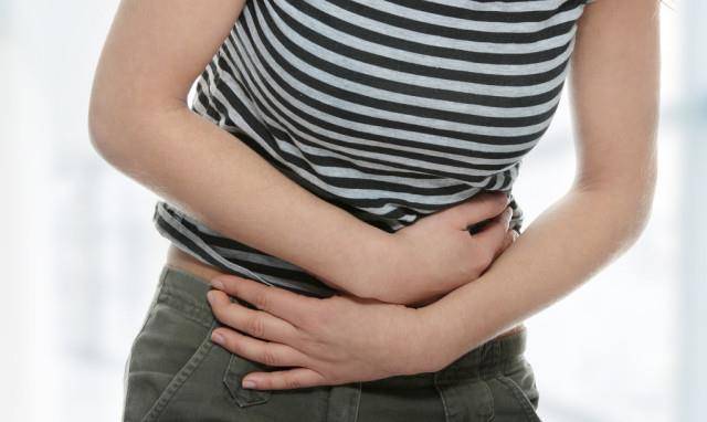 烧心|吃早餐时,4种食物,很是伤害胃健康,劝你不要天天吃!