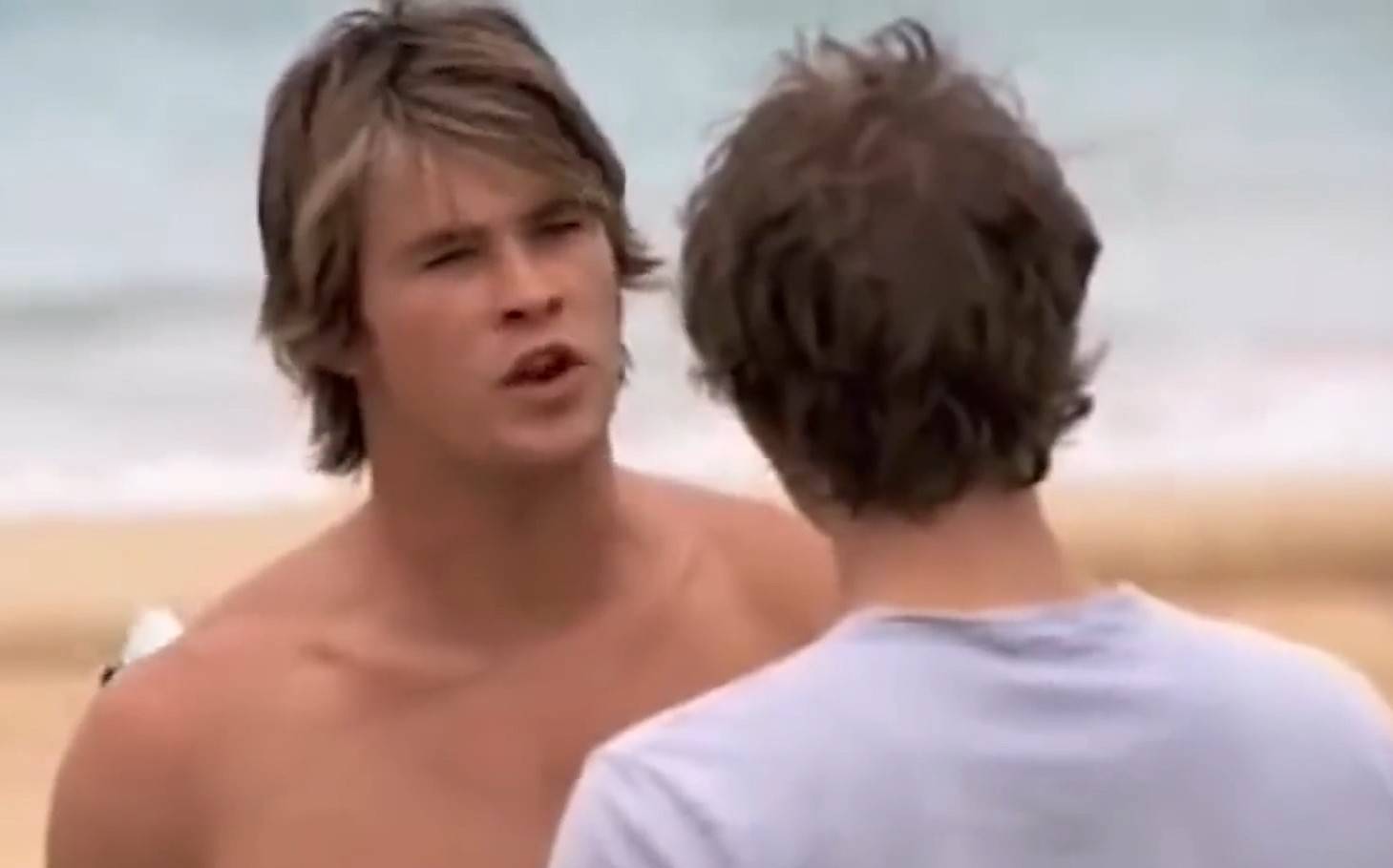 时间|雷神索尔的性感化身--克里斯·海姆斯沃斯