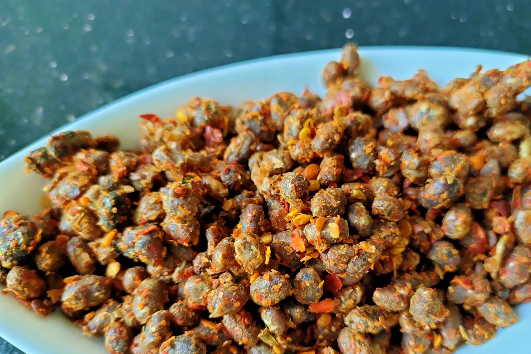 美食|湖南冬季才能见到这菜,简单一蒸,香漂满屋,吃了30多年也没吃腻