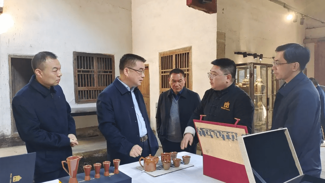 马不停蹄李勇到平江县多个乡镇连续调研