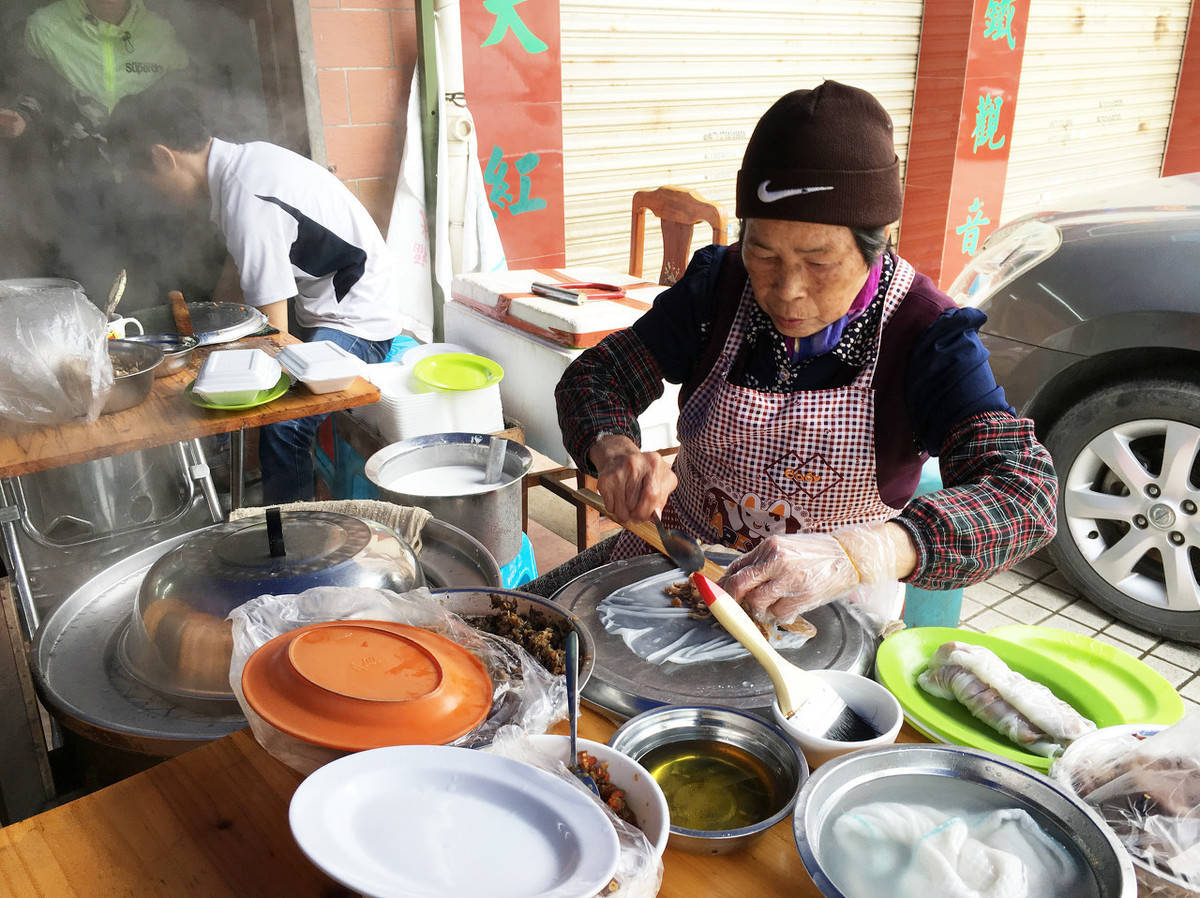 问东问西|给师傅带了130天早餐，他一分钱没给，辞职前师傅：凭啥给钱