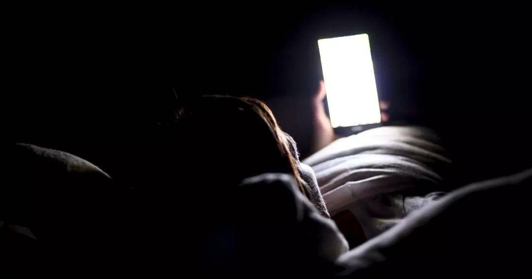 肾脏|大学生肾衰竭入院，医生：肾脏疾病趋于年轻化，3坏习惯趁早改掉