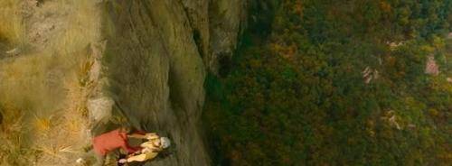 因为|良言写意：罗云熙瘦到脱相，面部瘦削气色差，小鱼仙倌滤镜尽失