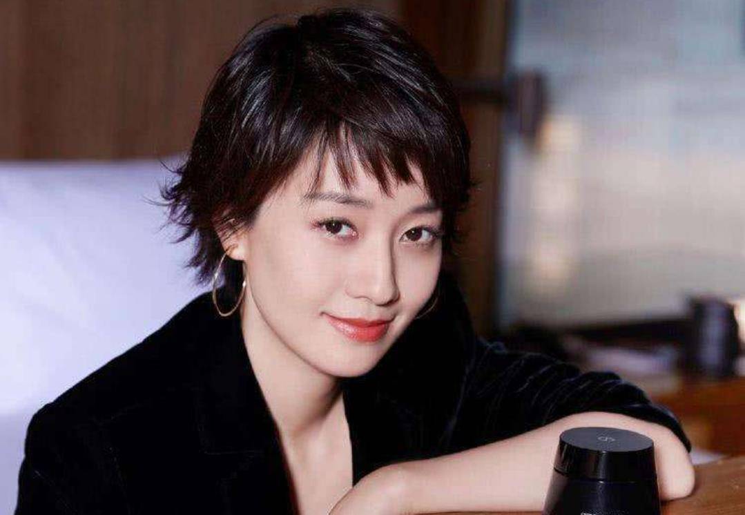 长发短发丑，长发才是王道？别逗了，这10个女星教你什么是可盐可甜