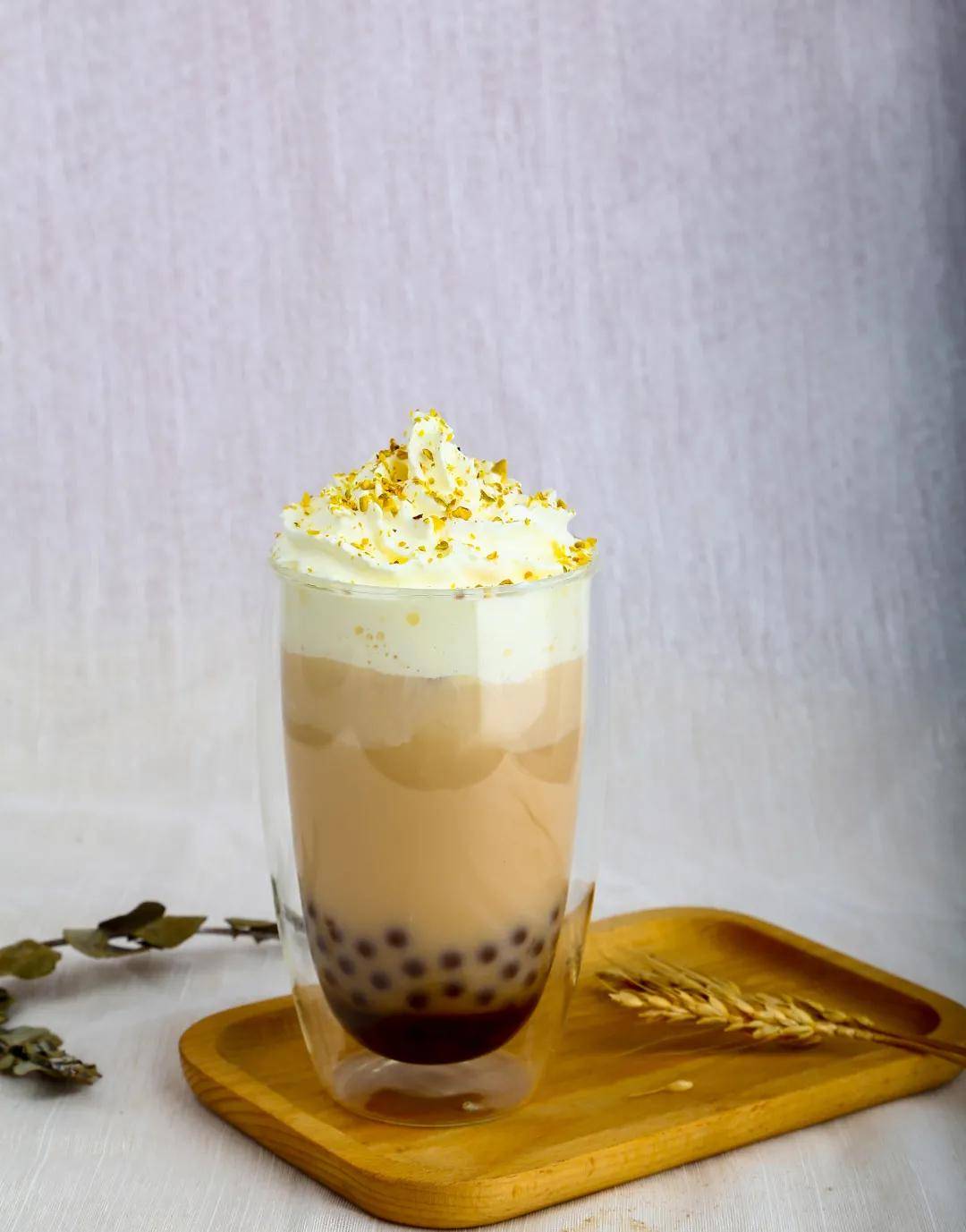 温暖的黑糖波波球加上浓郁的锡兰鲜萃液和鲜奶一口超满足03 果茶系列