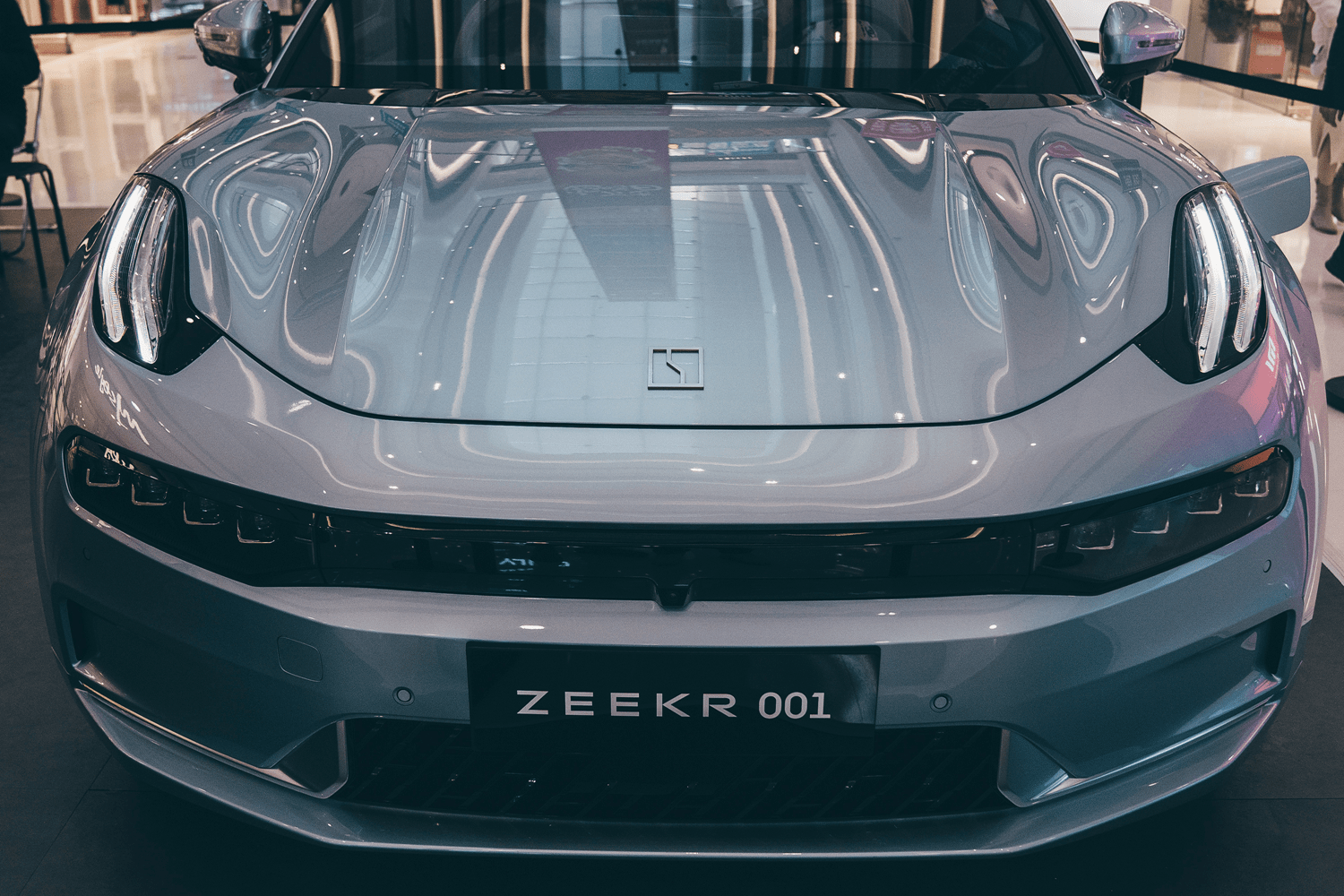 盲目自信还是捏着金刚钻老黄带你看看极氪001