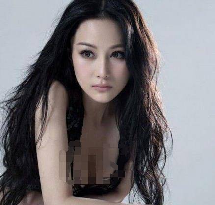 长发短发丑，长发才是王道？别逗了，这10个女星教你什么是可盐可甜