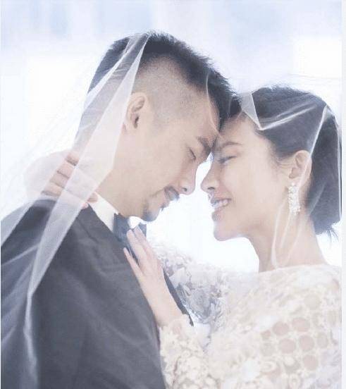 亚洲卡戴珊金雅珠东方甜美面孔西方性感身材系健身塑形的成果