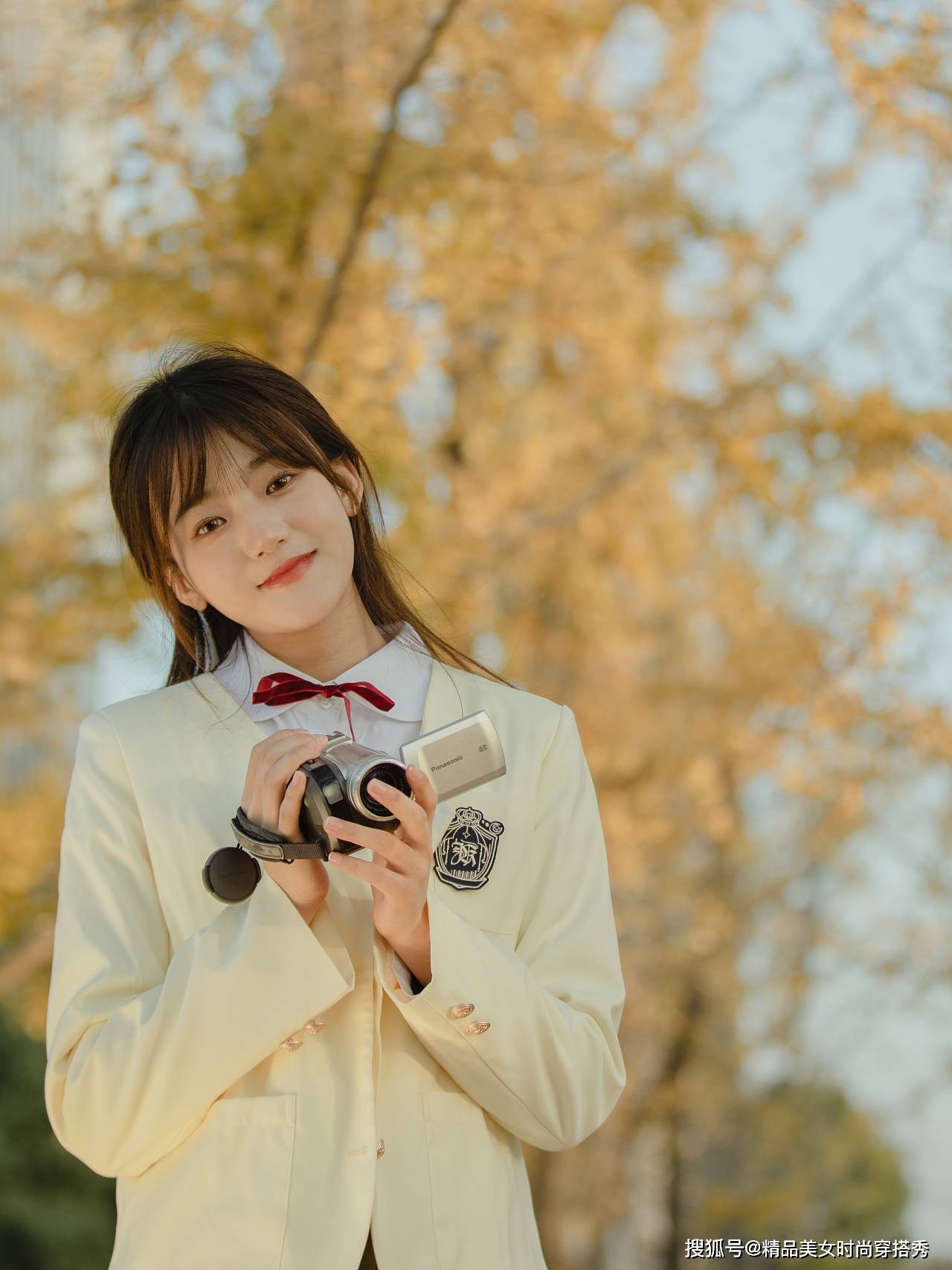 米色 甜美减龄的学院风穿搭,超级适合小个子的女生穿着,元气满满