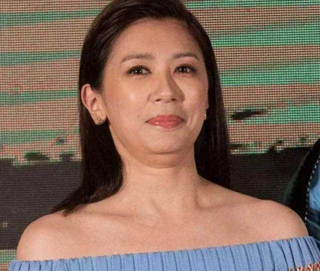 原创明星离开十级滤镜林志玲老10岁赵丽颖变方脸刘晓庆没眼看