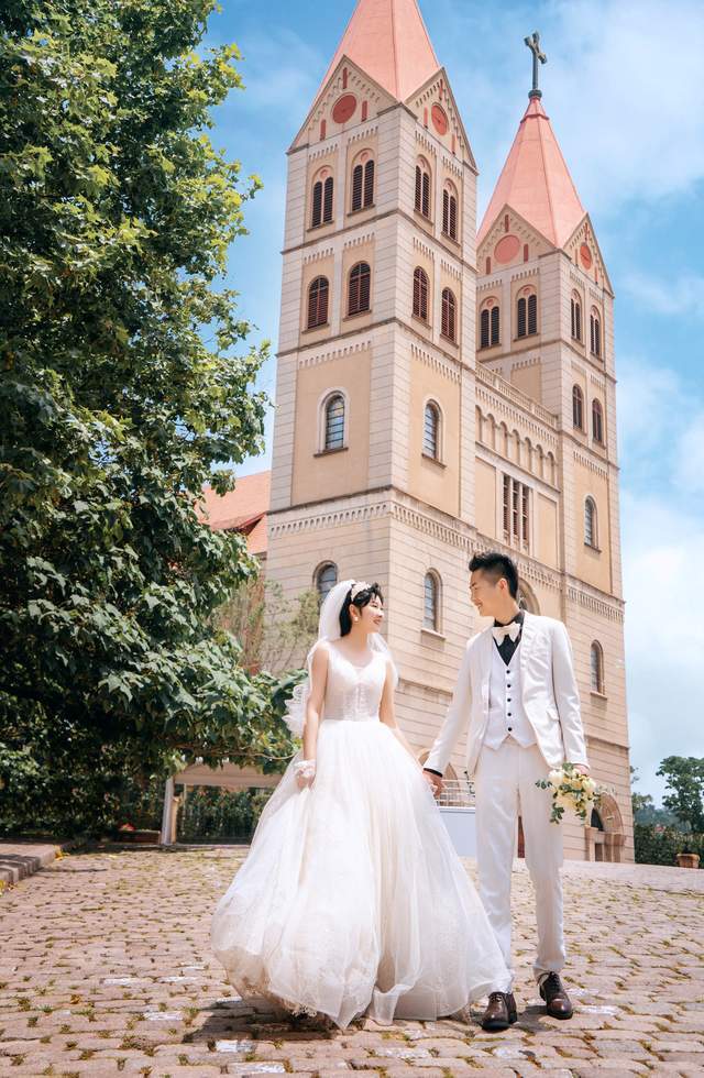 青岛拍婚纱照哪家比较好五个超实用避坑技巧教你不再乱花钱