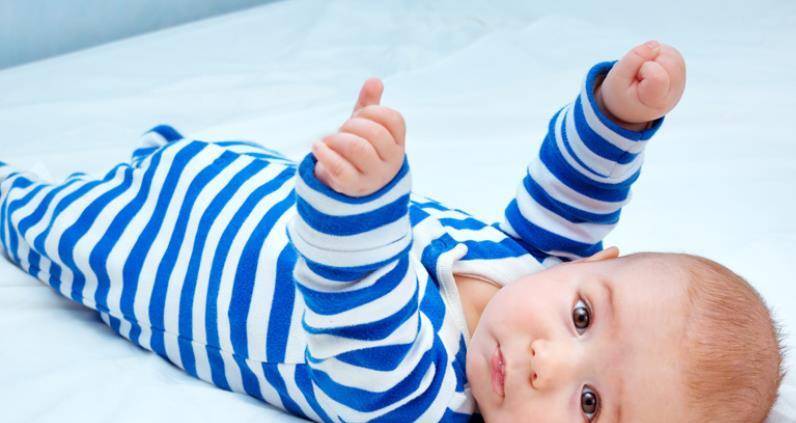 宝宝几个月会走好 9c888d85cb554017b41b2eaa1771feef.jpeg