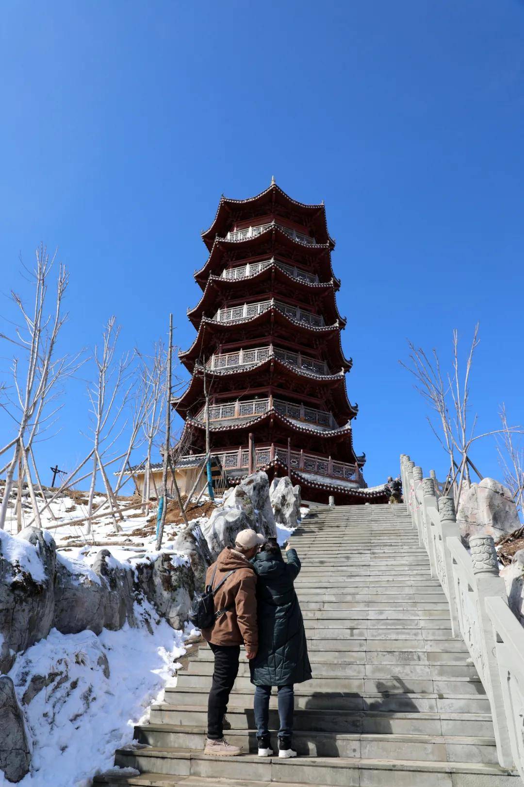 你信不信再过2天巴山大峡谷罗盘顶最热闹的时候就到了