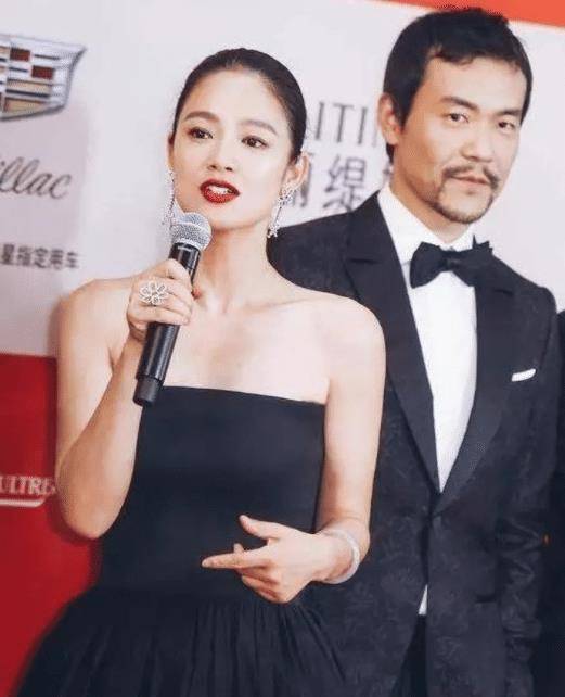 变化那些削骨“一刀切”的明星还好吗？有的已垮掉，小方脸成最后赢家