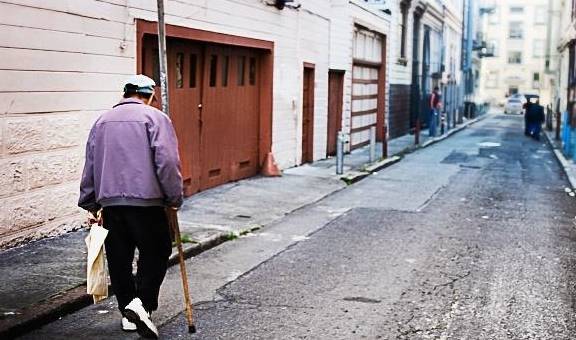 苦瓜|食物胰岛素,糖尿病的“冤家”,隔三差五吃点,高血糖或不告而别