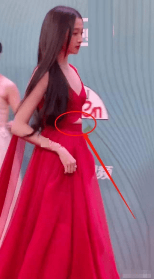 众明星评价关晓彤 fda2f76766594bac8667f72805851666.png