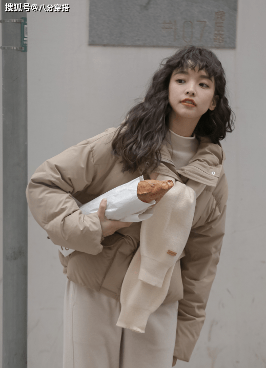 下半身 冬季穿搭在精不在多，试试这些简单舒适的羽绒服，日常实用又洋气