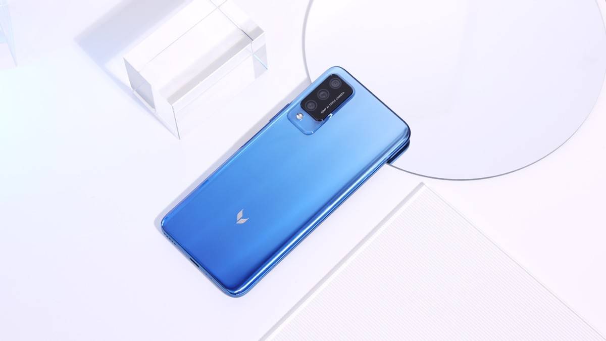 原创麦芒10上手图赏66英寸无界全面屏40w快充颜值同样高