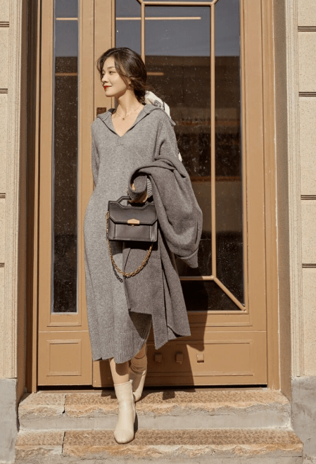 身材 冬天穿“小白靴”更惊艳,显瘦耐看还减龄,配大衣美极了!