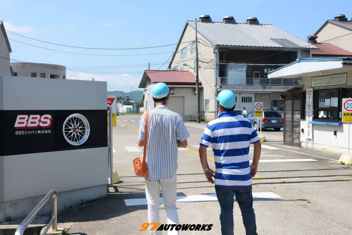 點擊進入看圖評論