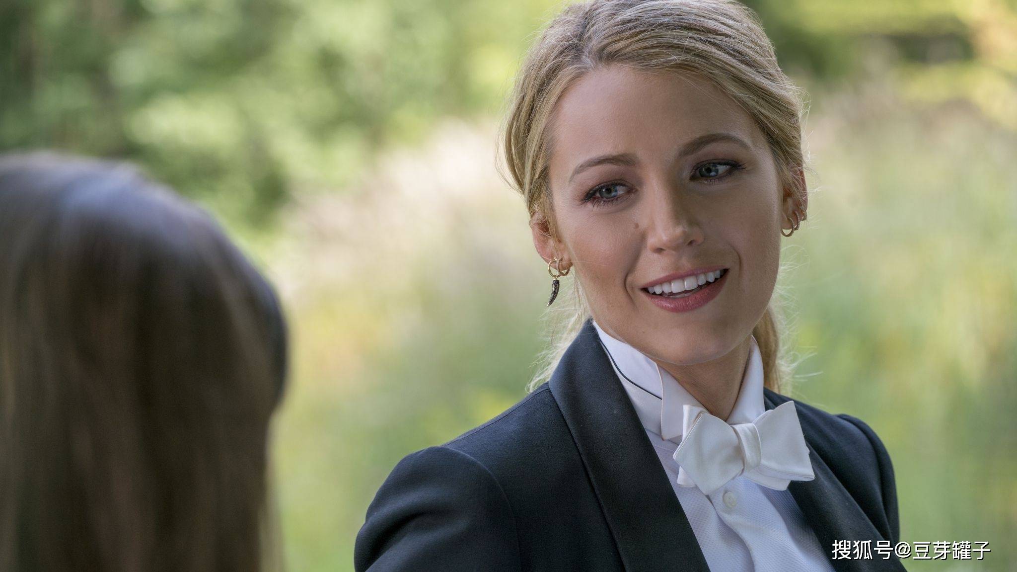 保罗·费格|《一个小忙》：悬疑惊悚媲美《消失的爱人》，结局的真相难以意料