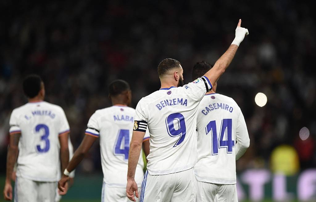 塞維利亞|0-0！本澤馬34歲生日PARTY搞砸！西甲400場啞火！皇馬10連勝終結