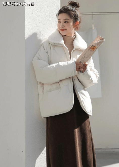 下半身 冬季穿搭在精不在多，试试这些简单舒适的羽绒服，日常实用又洋气
