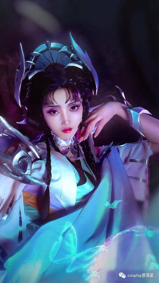 cos王者荣耀芈月白晶晶cos正片走路摇