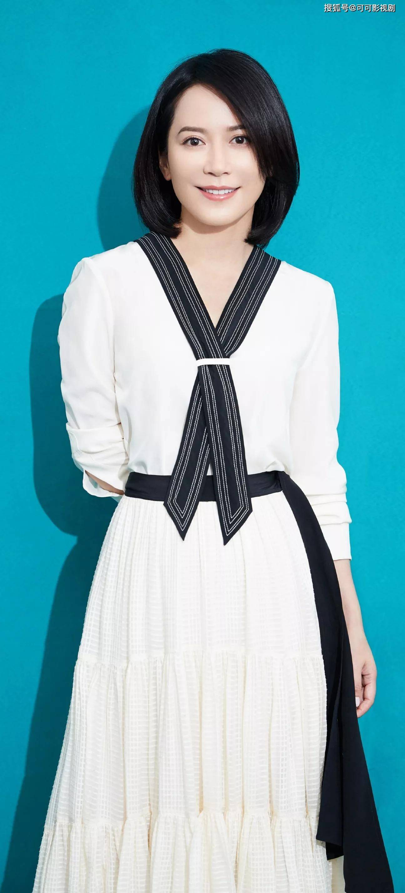 原创50岁俞飞鸿高清写真曝光颜值不低于20出头的小姑娘至今单身