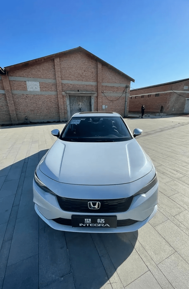 特车圈 早上八九点钟的太阳 试驾广本型格integra 乐惠车